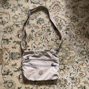 Kipling Tan Crossbody Bag with Zipper Pockets NO KEYCHAIN FLAW